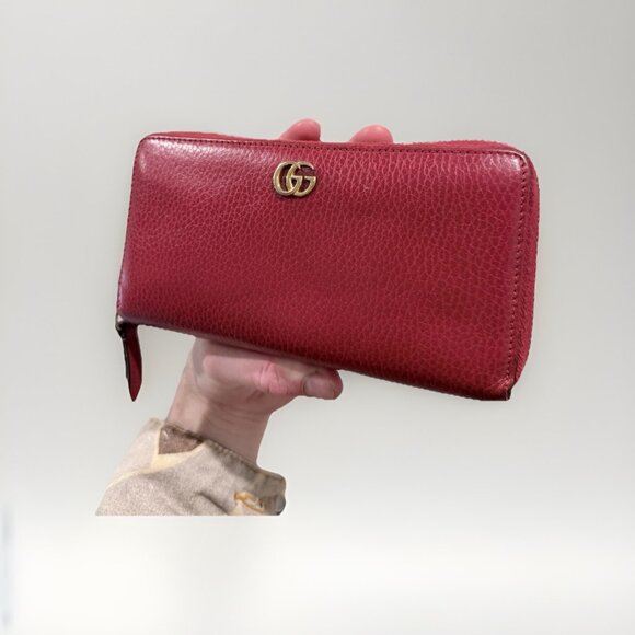 Gucci Red Leather Zip-Around Wallet with Gold Logo Gucci Marmont GG - Picture 2 of 11